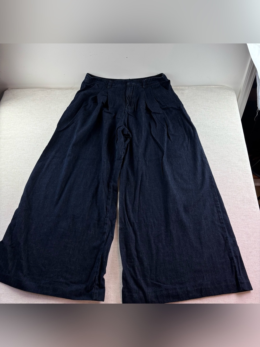 Maeve Anthropologie women 33 high rise wide leg pleated front jeans dark wash